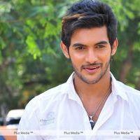 Aadi at Lovely Press Meet - Arrivals - Pictures | Picture 122186